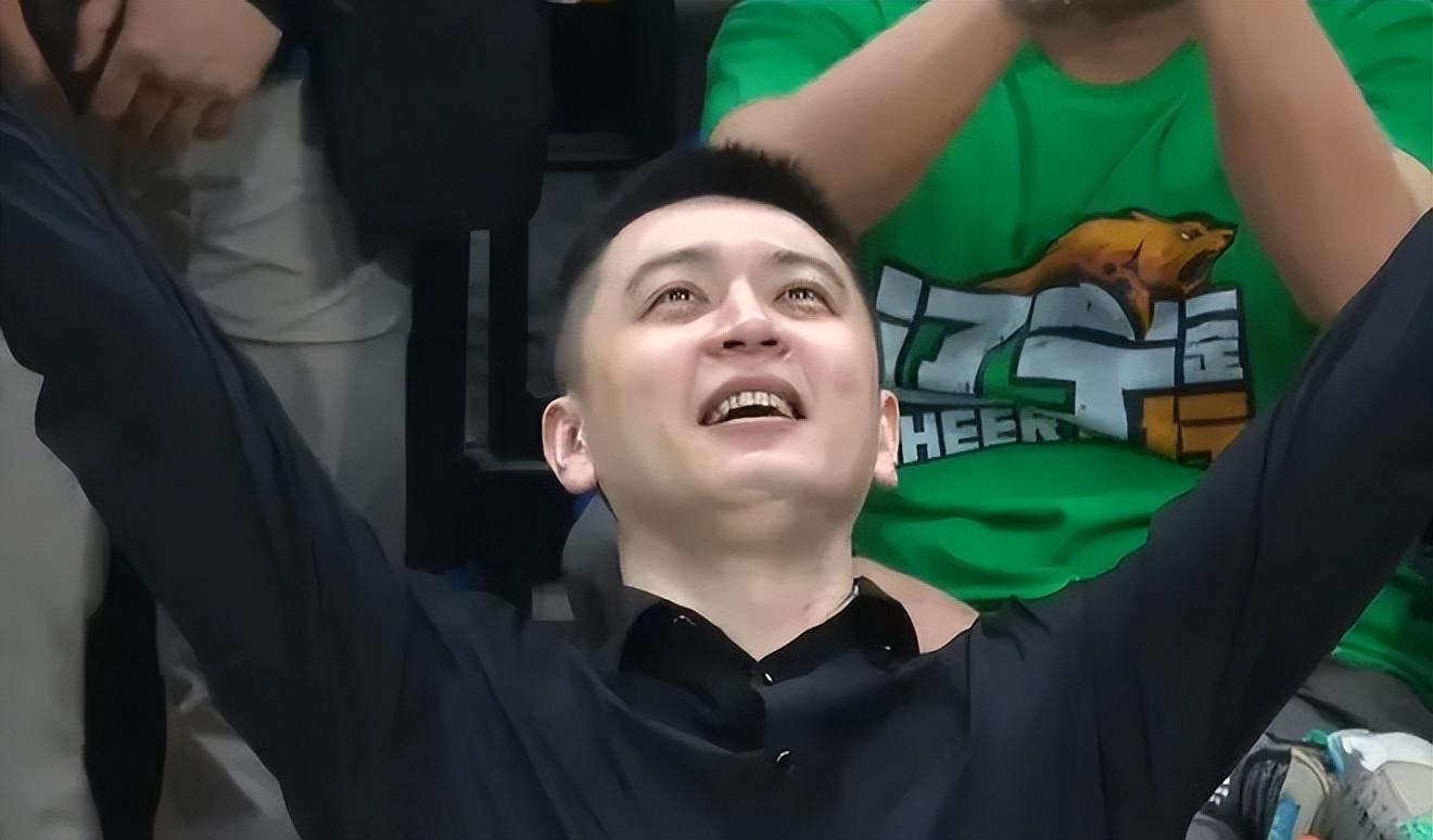 世界杯官网app下载最新版官方正版-热搜第一！杨鸣辞职！球队4连败，单节仅得4分，成为导火索